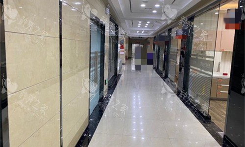廊坊圣洁口腔走廊环境图 廊坊圣洁口腔走廊环境图