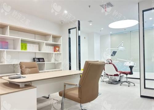 东莞好佰年口腔诊疗区