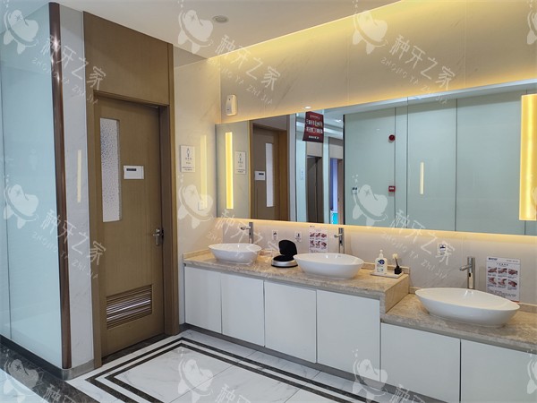 南昌摩尔口腔洗手间 南昌摩尔口腔洗手间