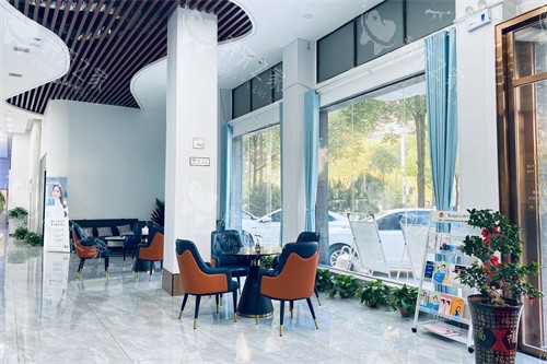 湘阴达飞口腔大厅休息区 湘阴达飞口腔大厅休息区