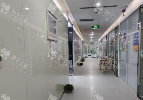 深圳拜博口腔走廊环境示意图 深圳拜博口腔走廊环境示意图