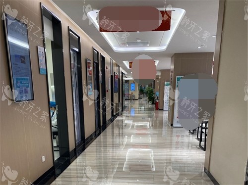 厦门麦芽口腔医院走廊环境图