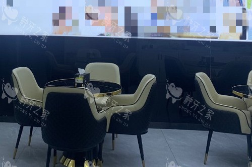 湘西口腔医院候诊区 湘西口腔医院候诊区