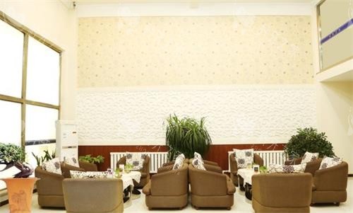 长春传阳口腔休息室