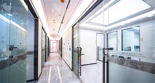 江门同步齿科诊室过道