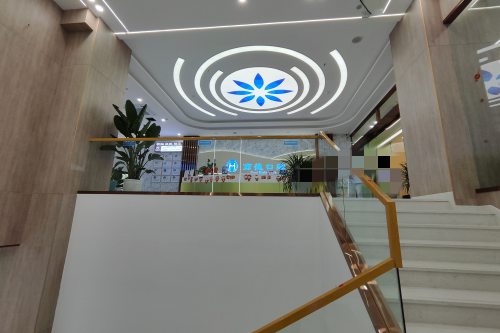 成都高德口腔种植牙价格表：2680元起，不贵！