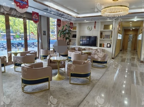 杭州美奥口腔医院西湖区分店候诊区