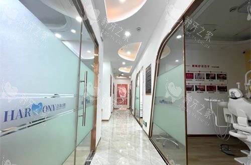 济南合美口腔医院走廊环境