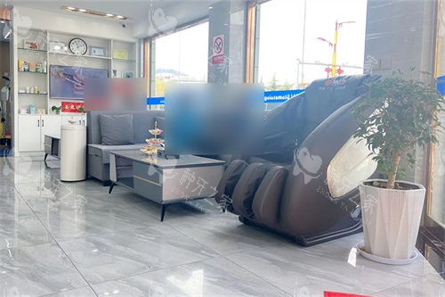 拉萨雅博仕口腔休息候诊区