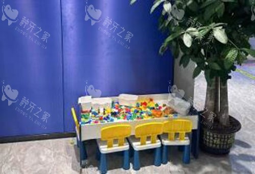 贵港柏乐口腔儿童游乐区