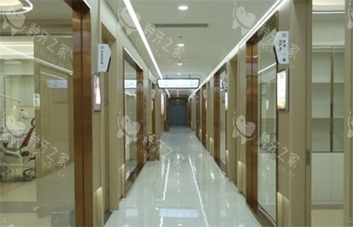 泰州北极星口腔过道