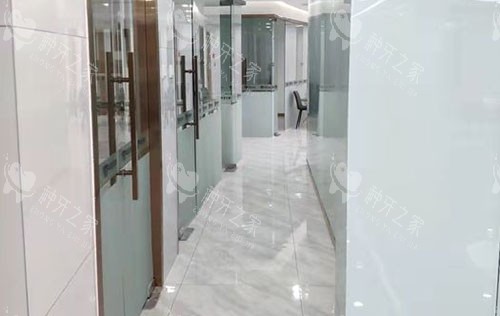 十堰华玉口腔走廊环境图