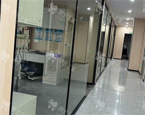 上饶牙博仕口腔医院走廊环境