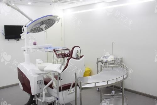 西藏昌都摩尔口腔治疗间