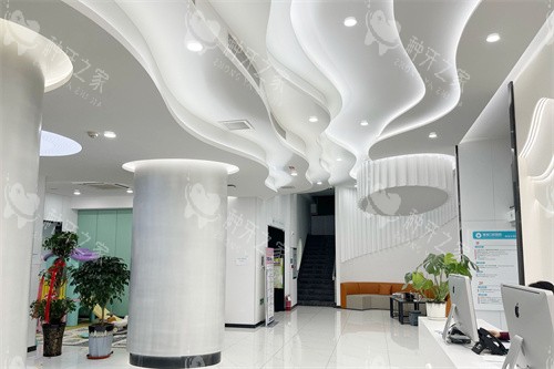 兰州哪家医院做种植牙好？本地老患者推荐的良心医院