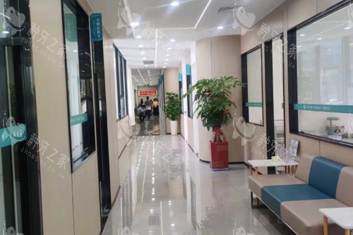 厦门集美现代口腔环境图