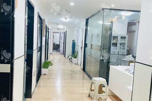 金华众悦口腔走廊图