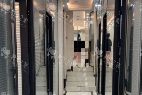 上海悦康口腔走廊环境图