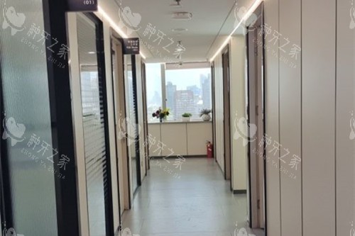 上海永博口腔内部一角环境示意图