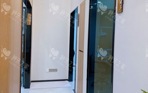 深圳富山牙坊口腔走廊环境图