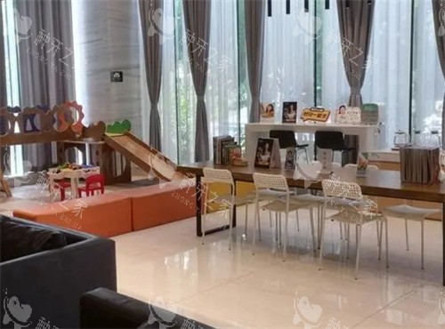 深圳同步齿科环境图