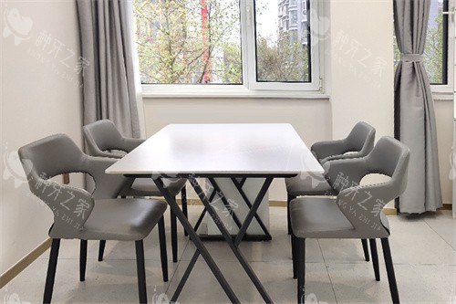 聊城华景口腔等候区环境 聊城华景口腔等候区环境