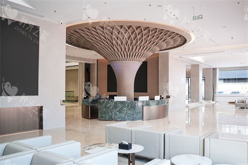 广州天河美云口腔种植牙咋样?技术服务价格各方位揭秘