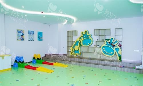 揭阳牙博士口腔儿童游乐区