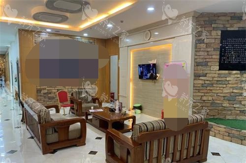 昆明德系口腔等候区环境